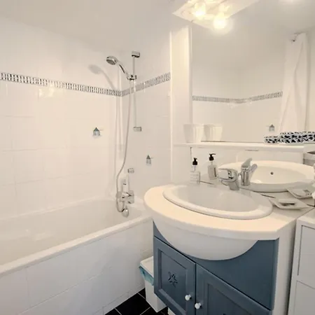 Avec Terrasse Au Port D'ars-en-re, Wi-fi Gratuit - Fr-1-835-6